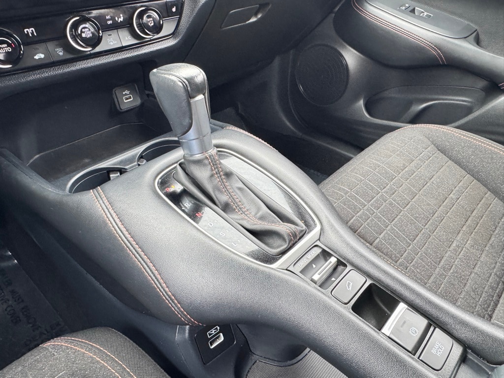 2023 HONDA HR-V - Image 14