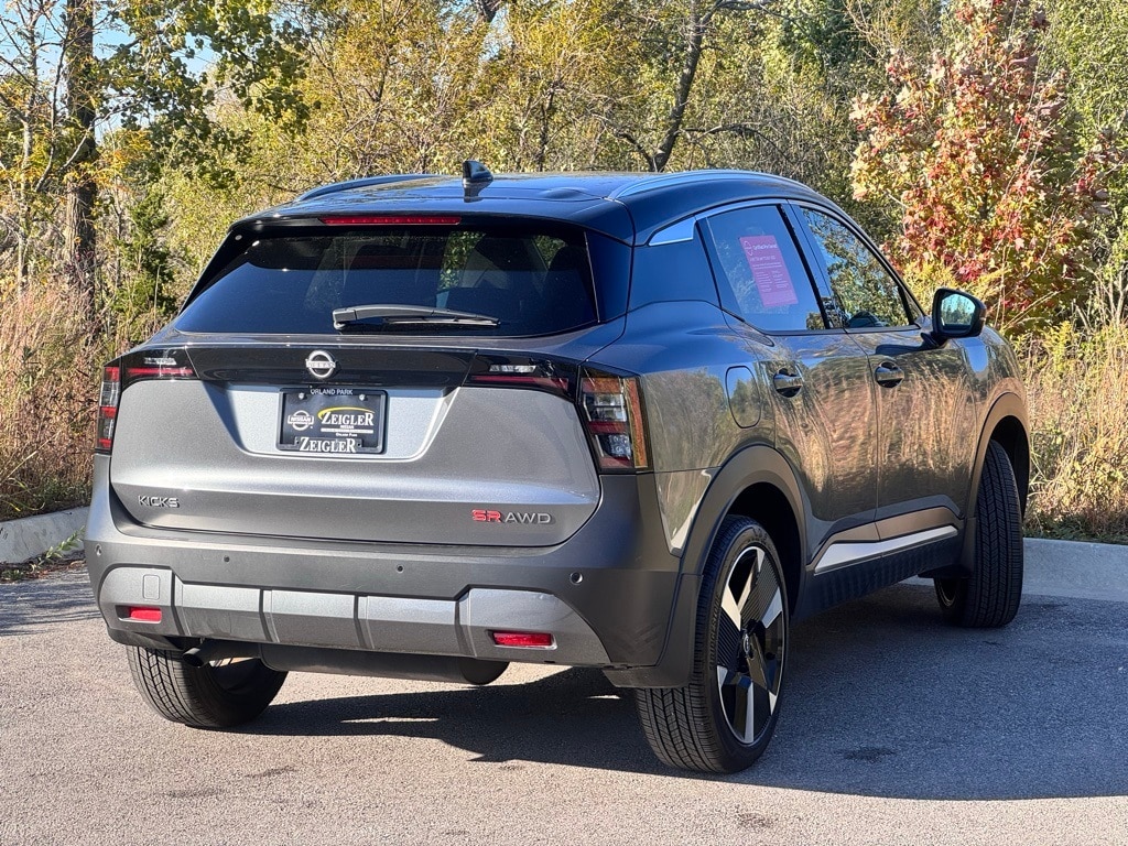 2025 NISSAN KICKS MPV - Image 6