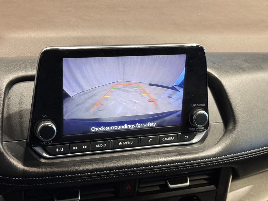 2023 NISSAN ROGUE - Image 11