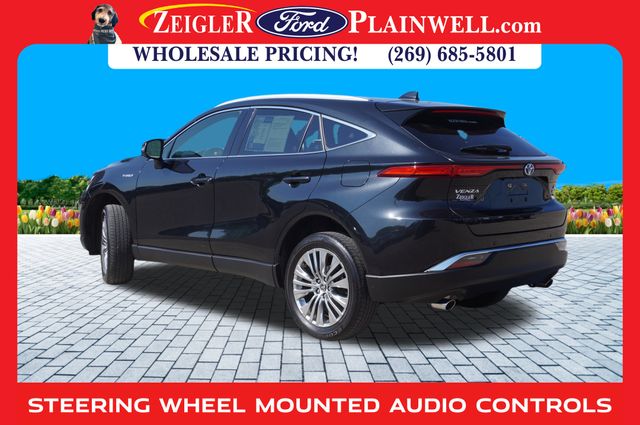 2021 Toyota Venza XLE photo 3