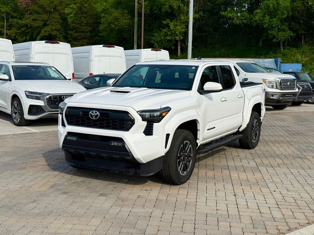 Used 2025 Toyota Tacoma TRD Sport Truck