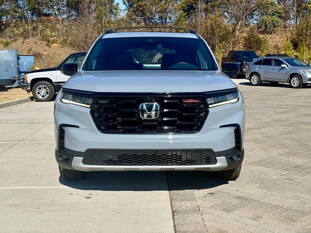 Used 2024 Honda Pilot TrailSport SUV