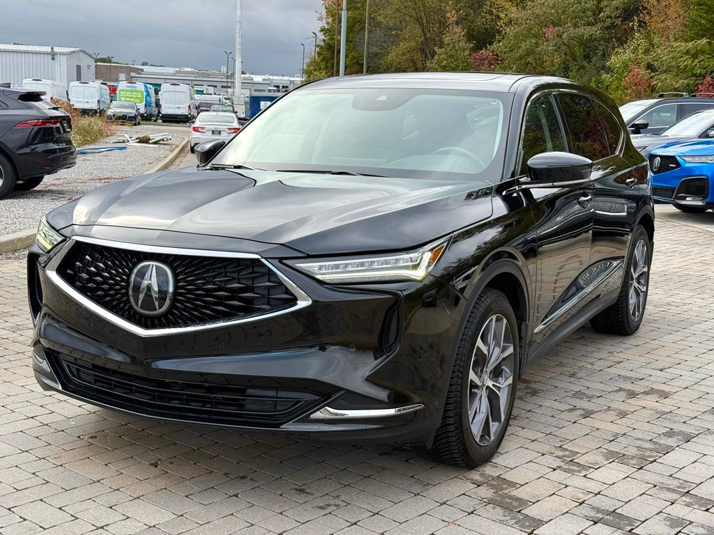 2023 Acura MDX Technology SH-AWD photo 3