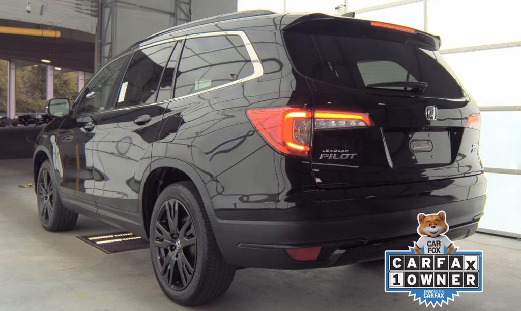 2022 Honda Pilot Special Edition photo 3