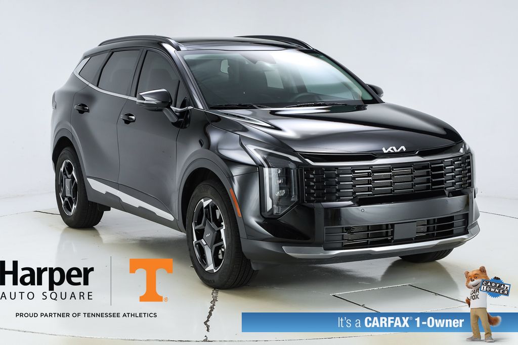 Pre-Owned 2026 Kia Sportage EX
