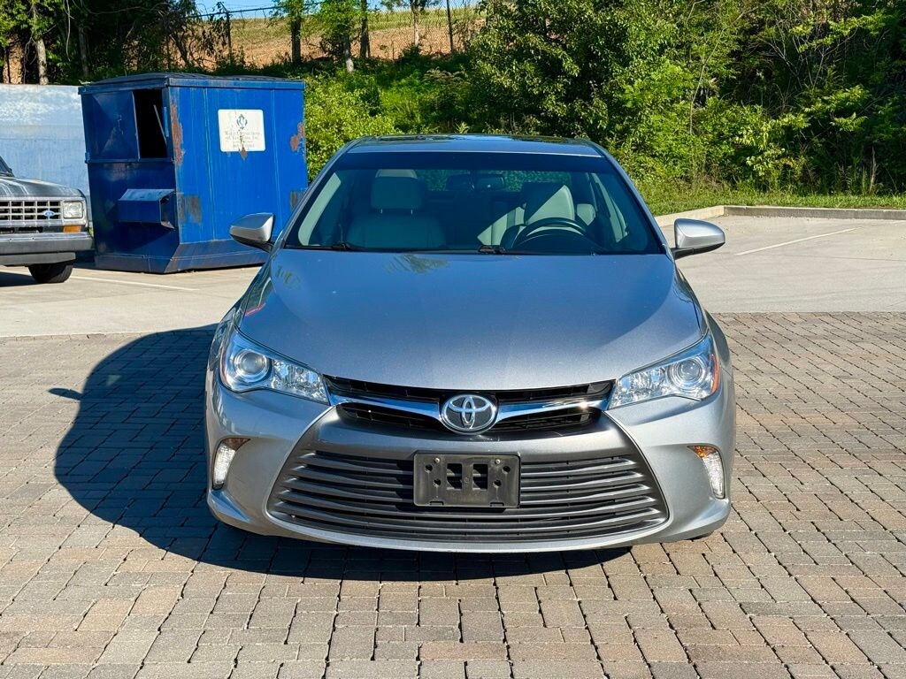 Used 2016 Toyota Camry XLE Sedan