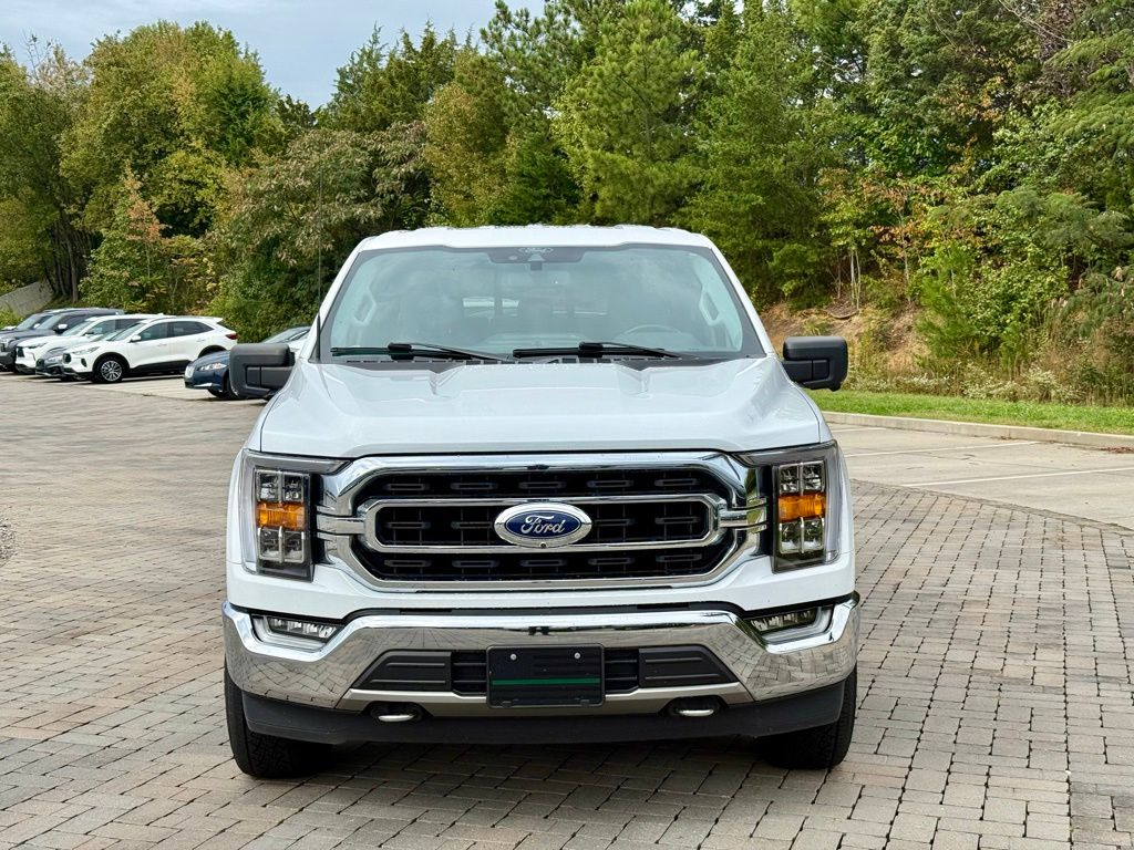 2021 Ford F-150 XLT photo 2