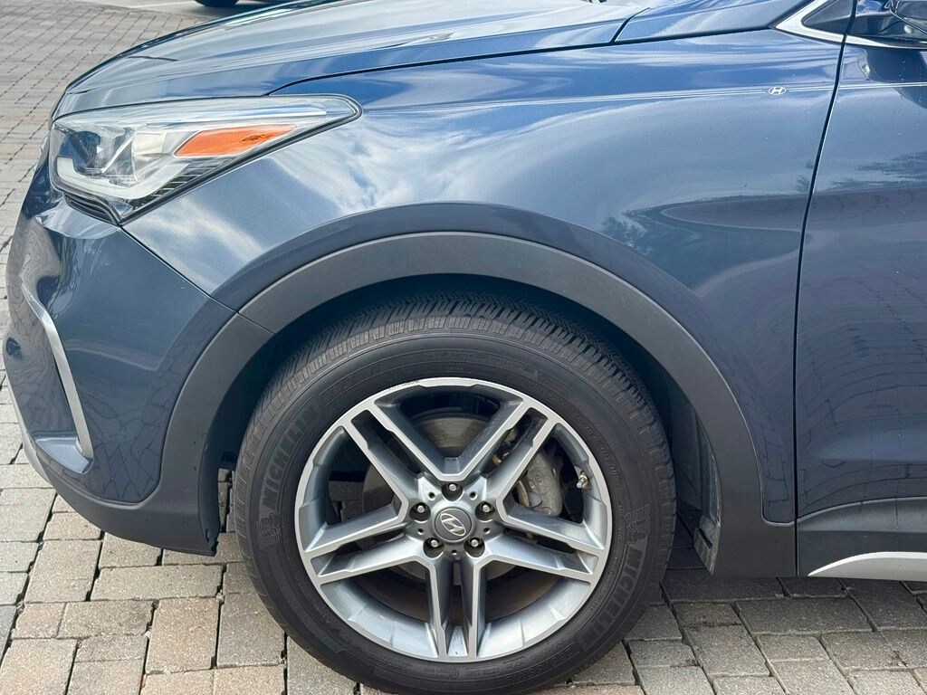 Used 2017 Hyundai Santa Fe Limited Ultimate SUV