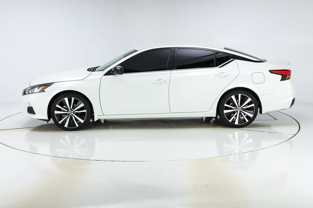Used 2022 Nissan Altima 2.5 SR 2.5 SR Sedan