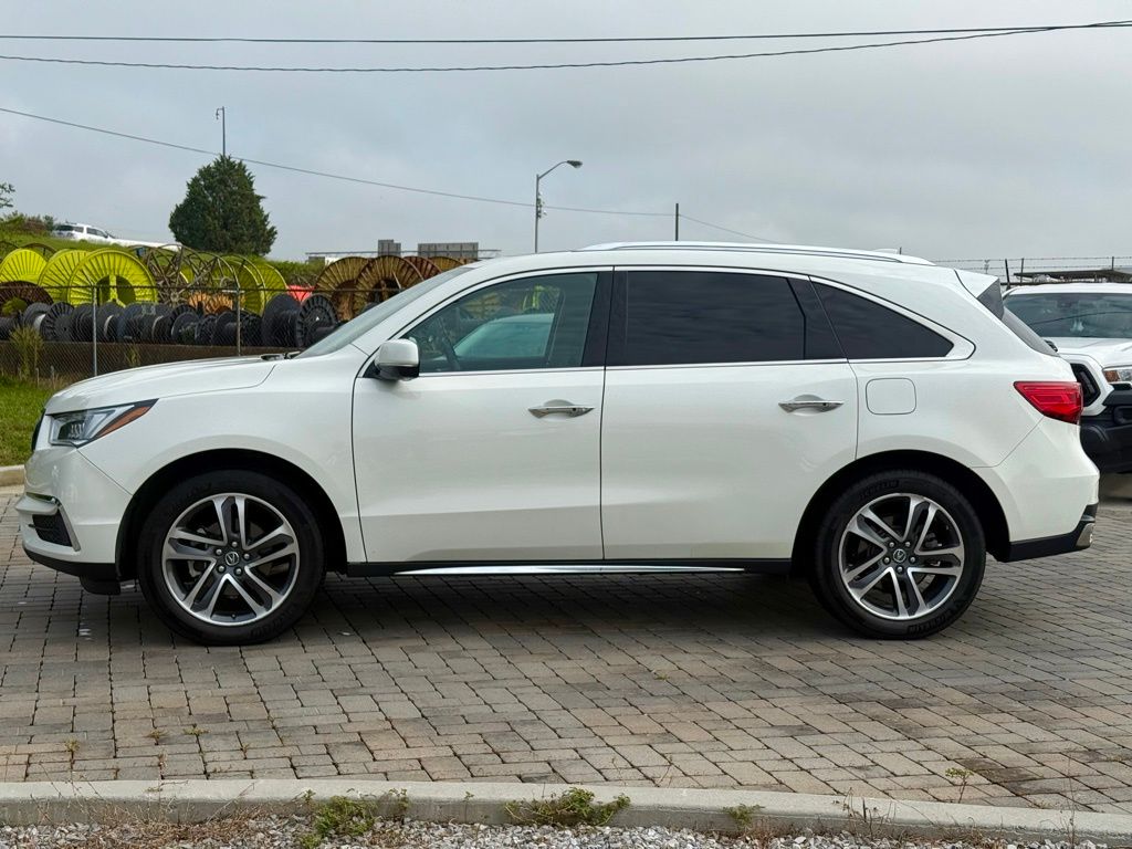 2017 Acura MDX SH-AWD Advance photo 4