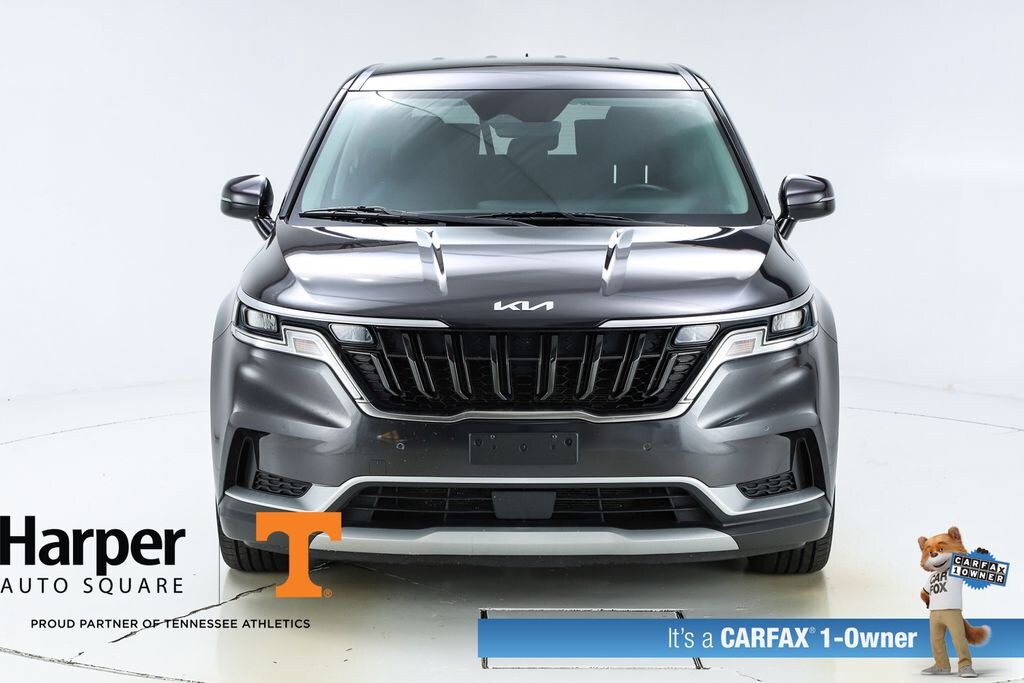 Used 2024 Kia Carnival EX Minivan/Van