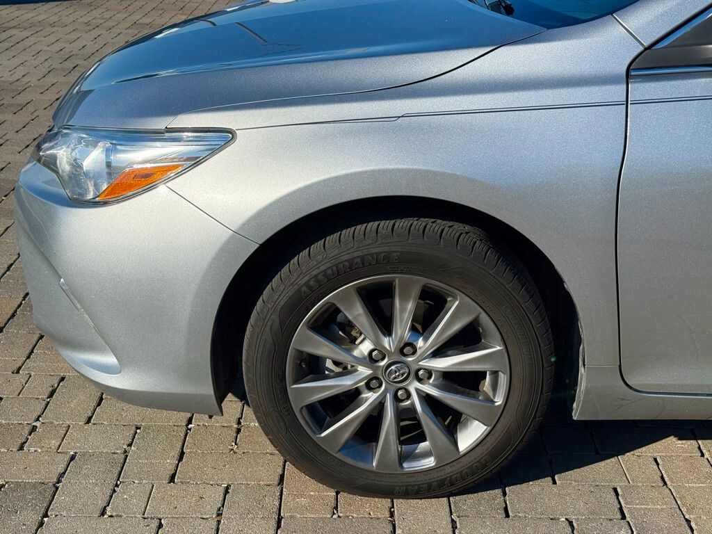 Used 2016 Toyota Camry XLE Sedan