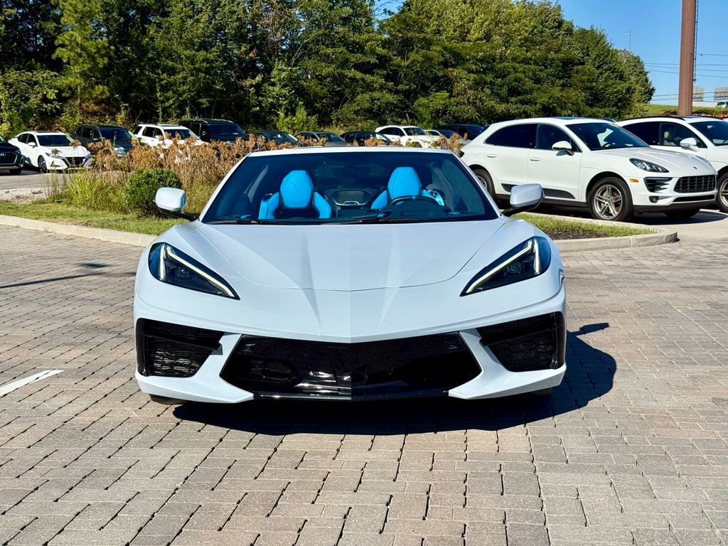 2022 Chevrolet Corvette Stingray 3LT photo 2