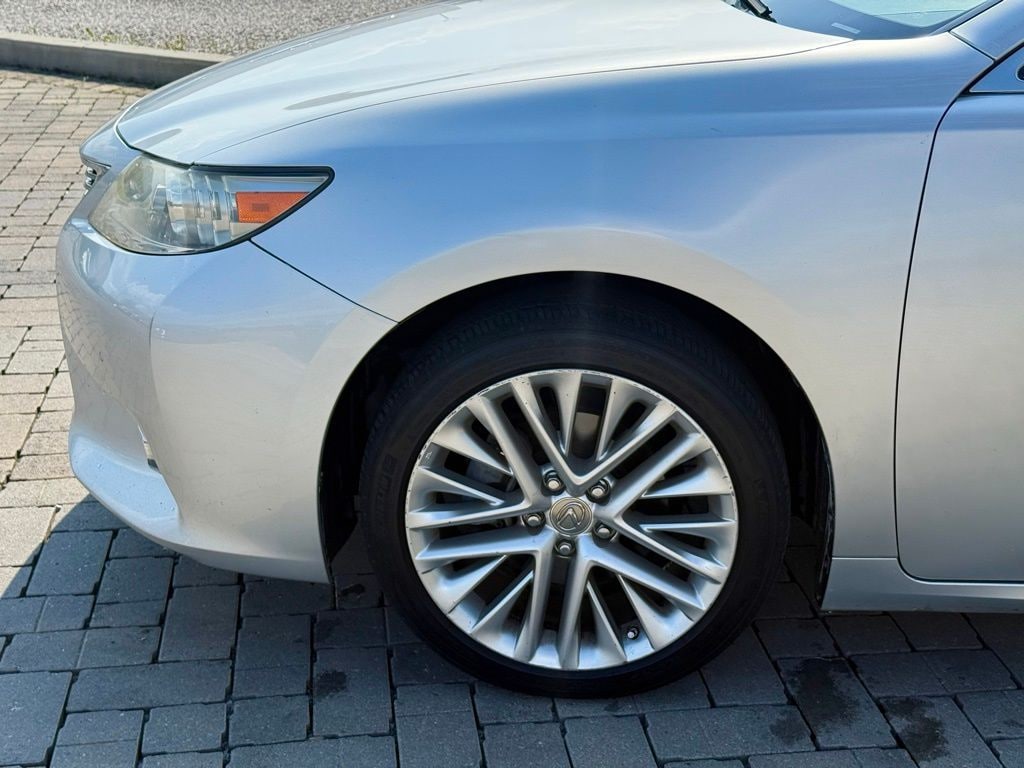 Used 2013 Lexus ES 350 Sedan