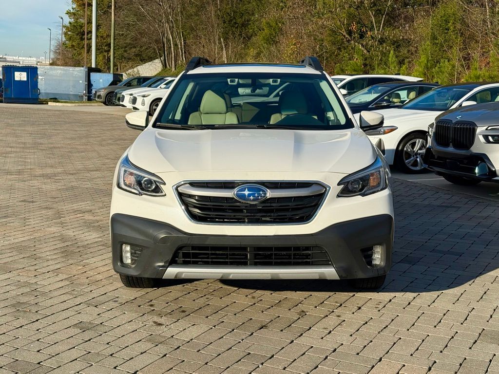 2022 Subaru Outback Limited photo 2