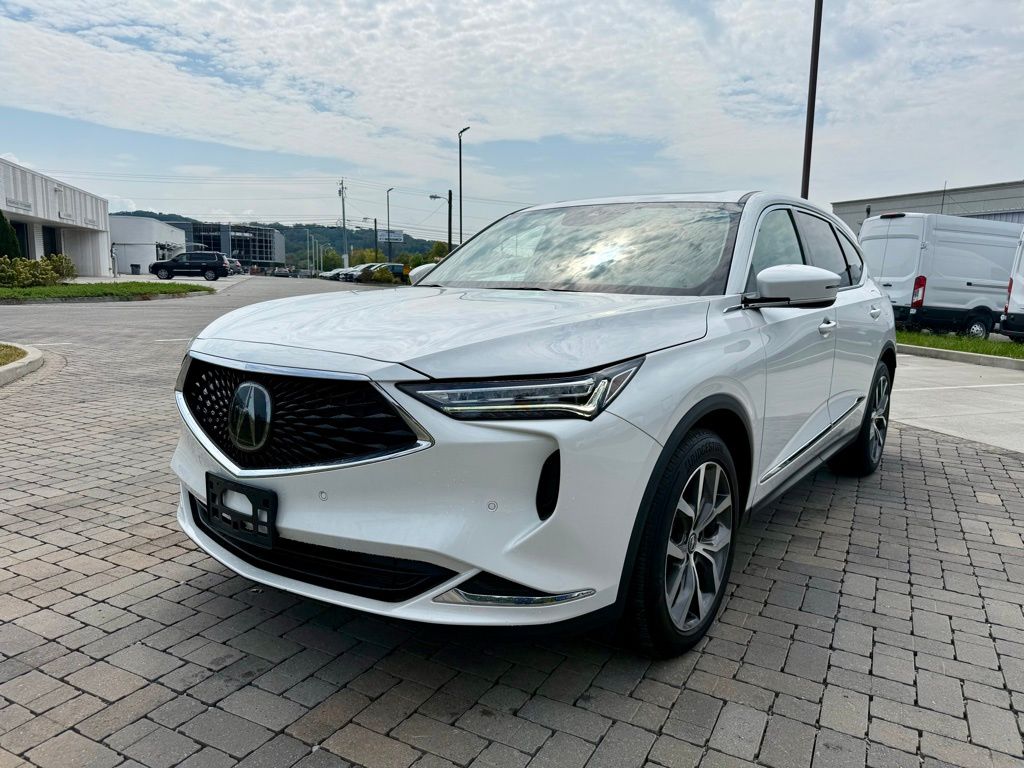 2022 Acura MDX Technology SH-AWD photo 3