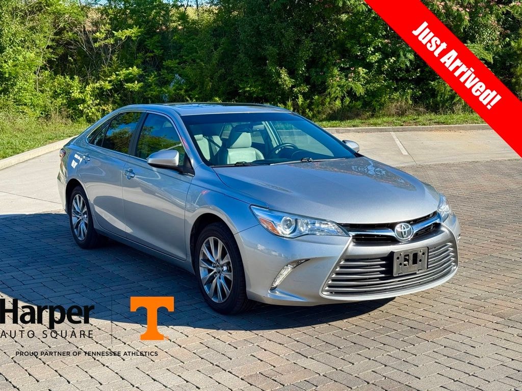 Used 2016 Toyota Camry XLE Sedan