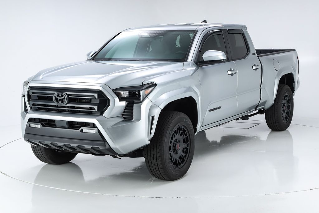 Used 2025 Toyota Tacoma SR5 Truck