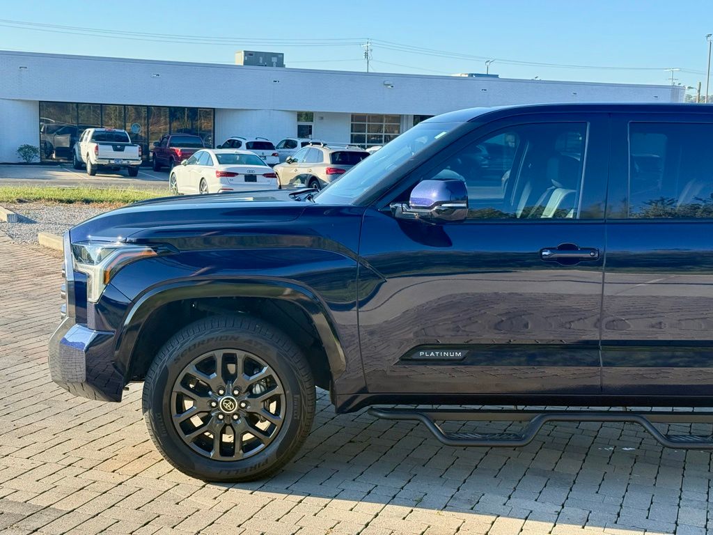 2023 Toyota Tundra Platinum photo 4