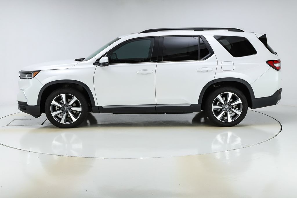 Used 2025 Honda Pilot Elite SUV