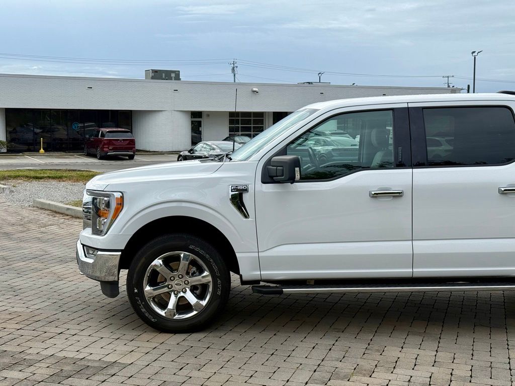 2021 Ford F-150 XLT photo 4