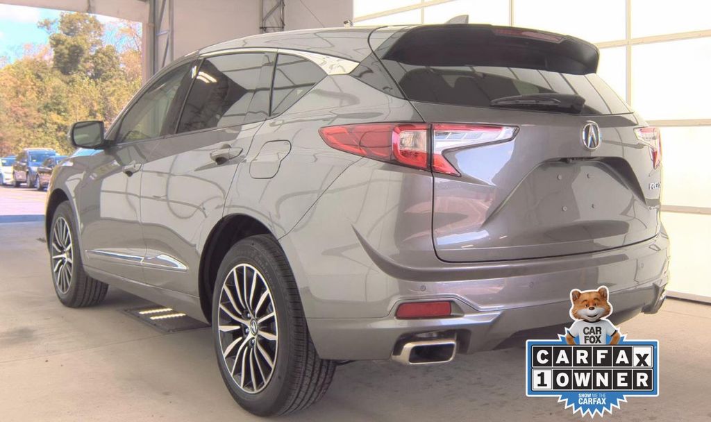 2025 Acura RDX Advance photo 3