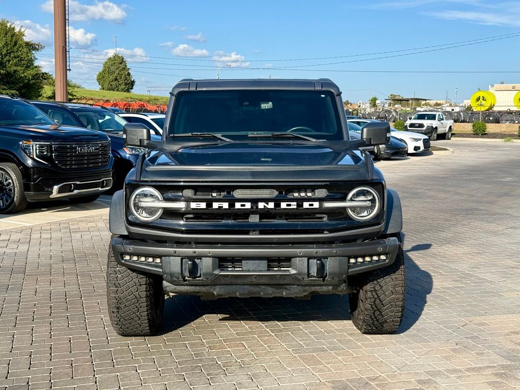 2021 Ford Bronco Outer Banks photo 2