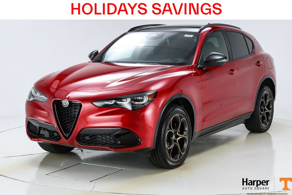 2025 Alfa Romeo Stelvio Intensa's photo