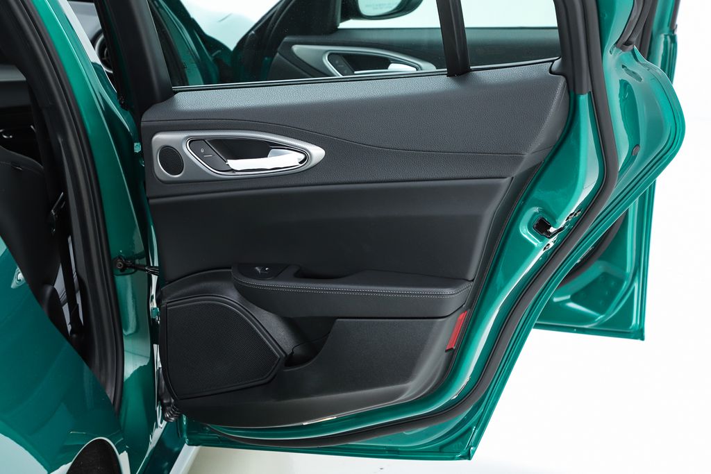 2026 Alfa Romeo Giulia Base - Photo 31