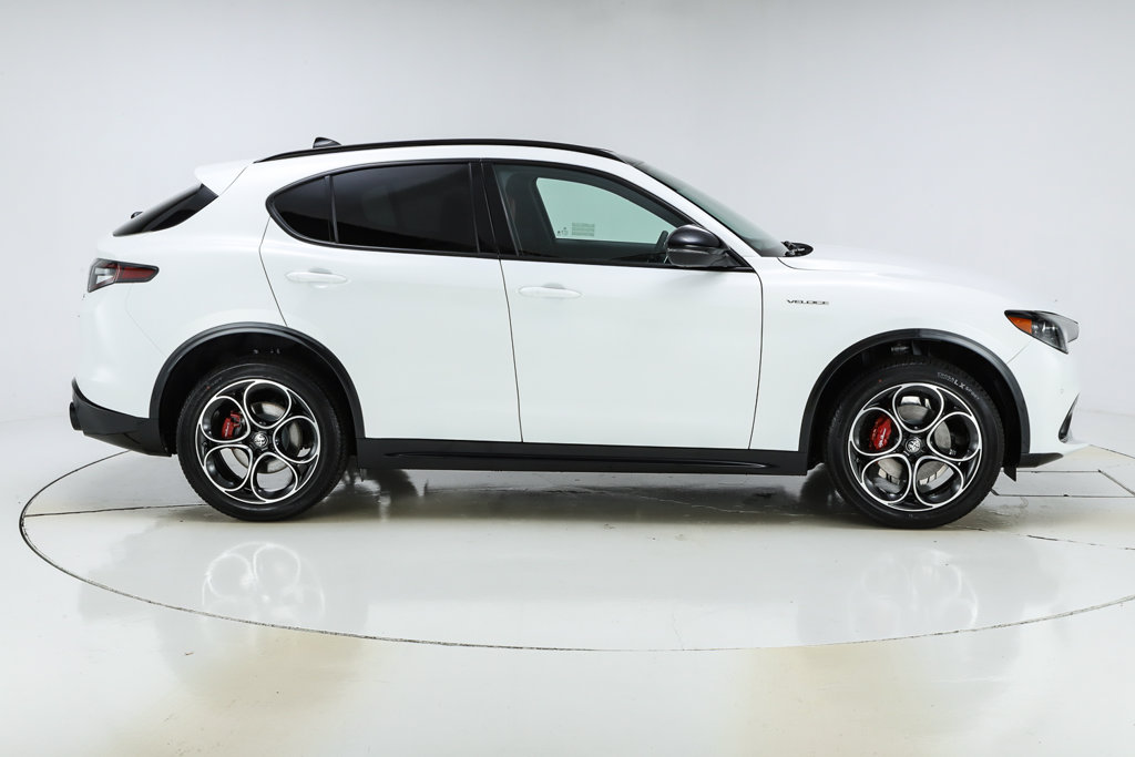 2025 Alfa Romeo Stelvio Base - Photo 11