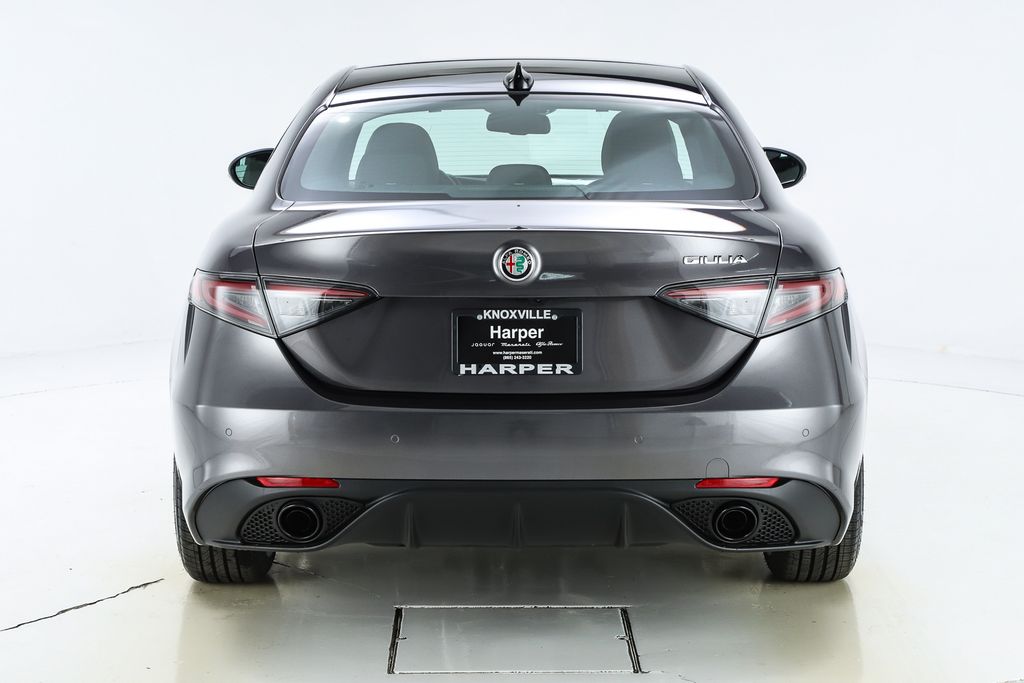 2025 Alfa Romeo Giulia Base - Photo 9