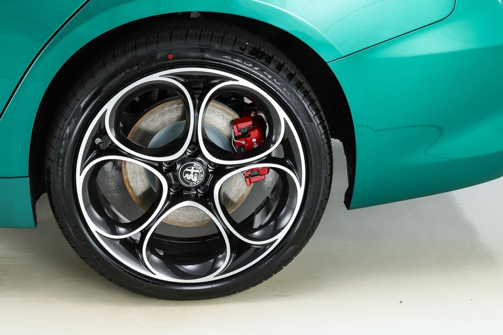 2026 Alfa Romeo Giulia Base - Photo 7