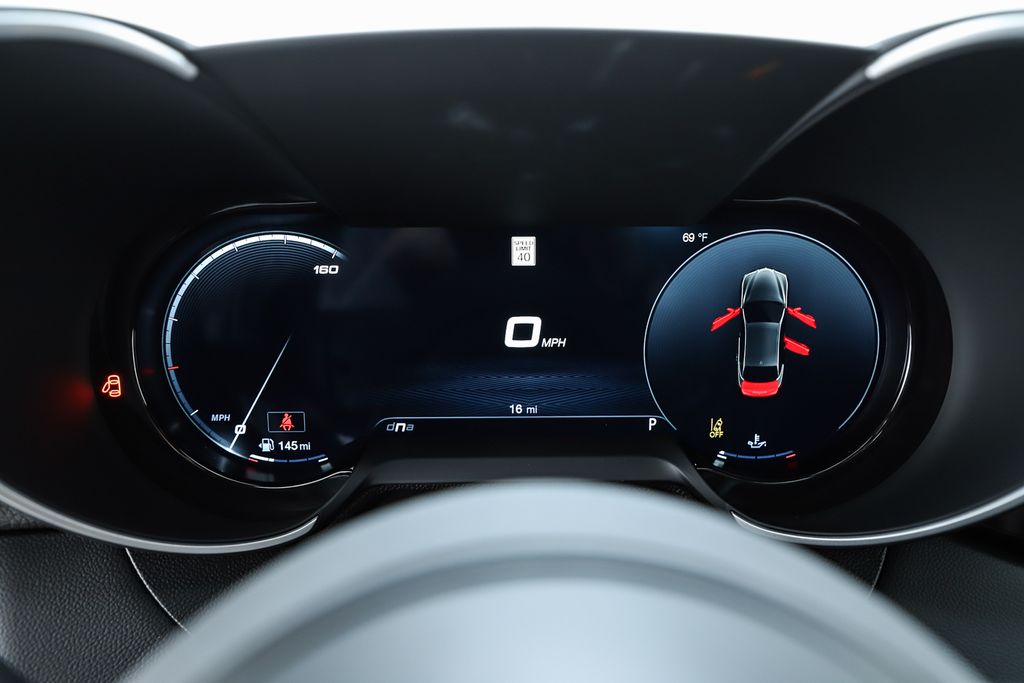 2025 Alfa Romeo Giulia Base - Photo 29
