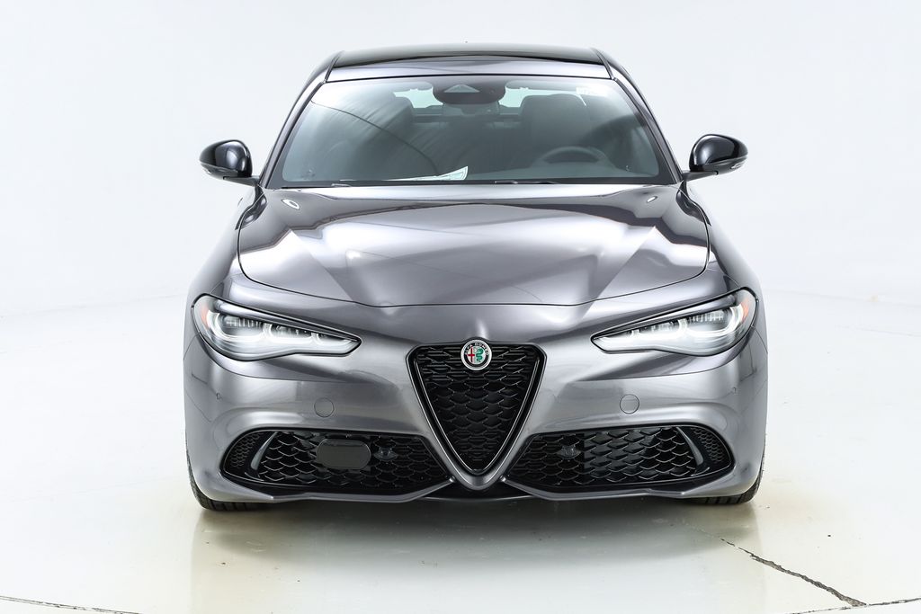 2025 Alfa Romeo Giulia Base - Photo 17