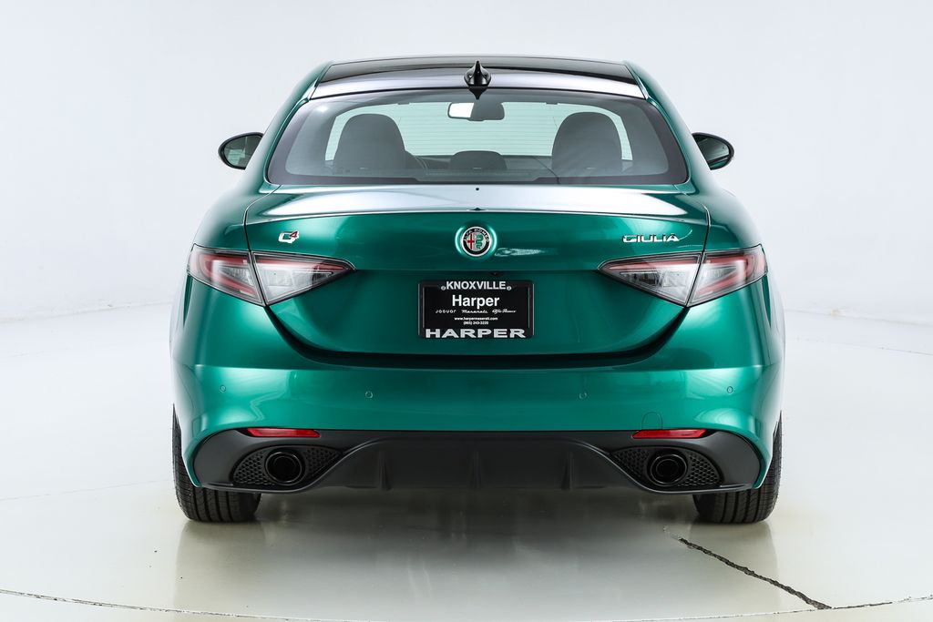 2026 Alfa Romeo Giulia Base - Photo 9