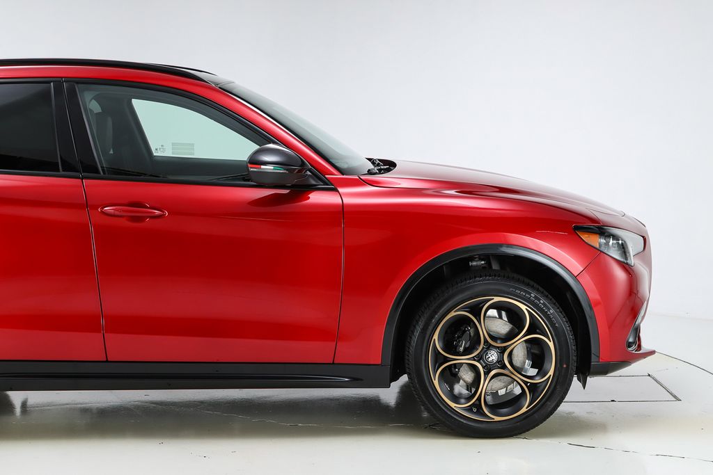 2025 Alfa Romeo Stelvio Intensa - Photo 14