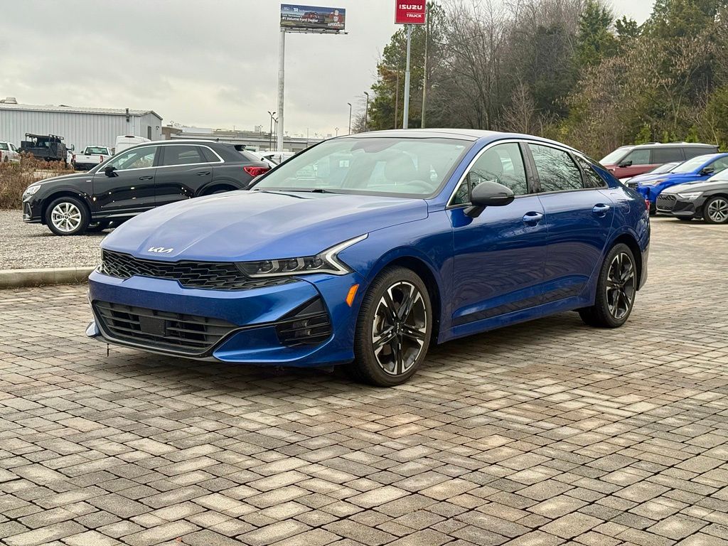 2022 Kia K5 GT-Line photo 3
