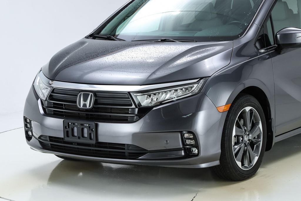 2024 Honda Odyssey Elite photo 2