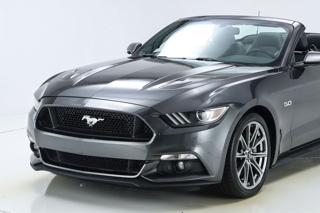 2017 Ford Mustang GT Premium Convertible photo 2