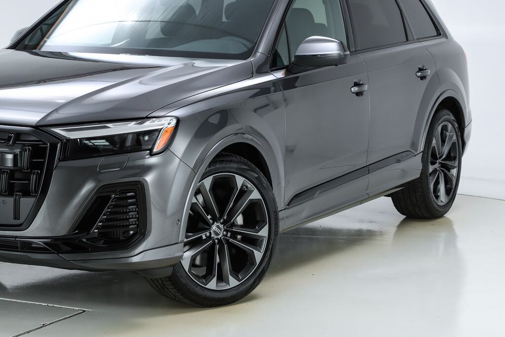 New 2026 Audi Q7 55 Premium Plus SUV