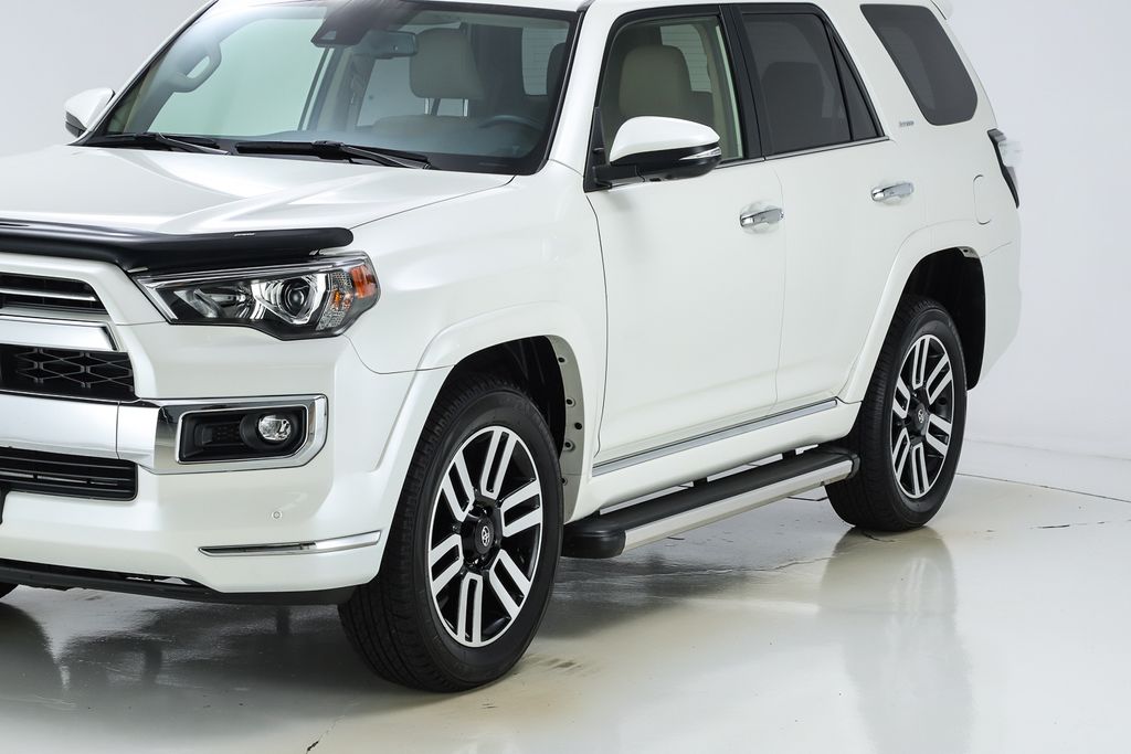 2023 Toyota 4Runner Limited photo 3