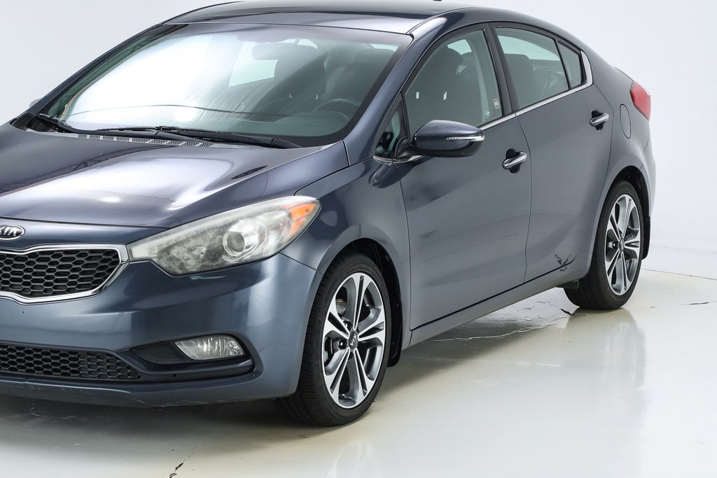 2016 Kia Forte EX photo 3