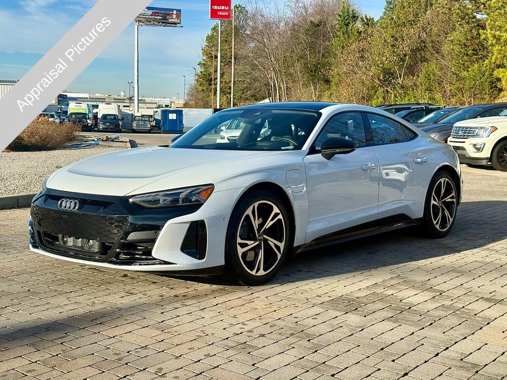 2022 Audi e-tron GT Prestige photo 3