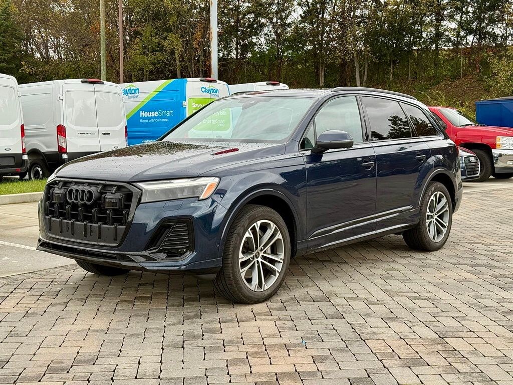 Used 2025 Audi Q7 45 Premium Plus SUV