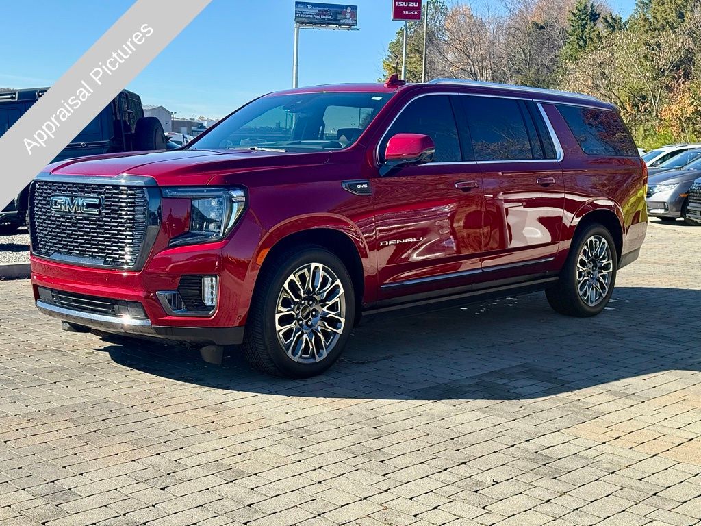2023 Gmc Yukon XL Denali Ultimate photo 3