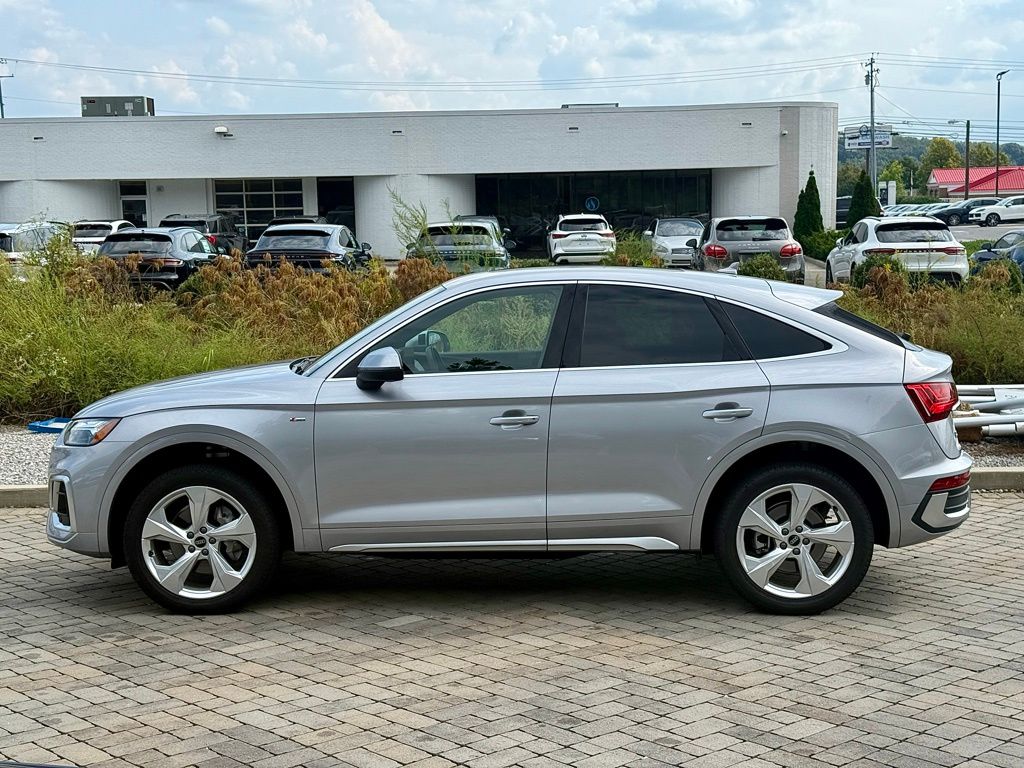 2025 Audi Q5 Sportback 45 S line Premium Plus photo 4