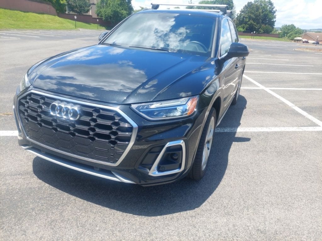 Used 2025 Audi Q5 Premium Plus with VIN WA1EAAFY0S2018909 for sale in Knoxville, TN