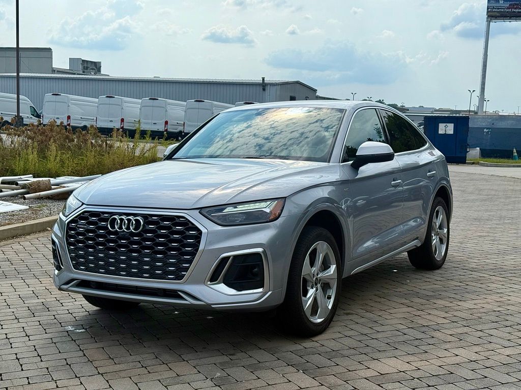 2025 Audi Q5 Sportback 45 S line Premium Plus photo 3