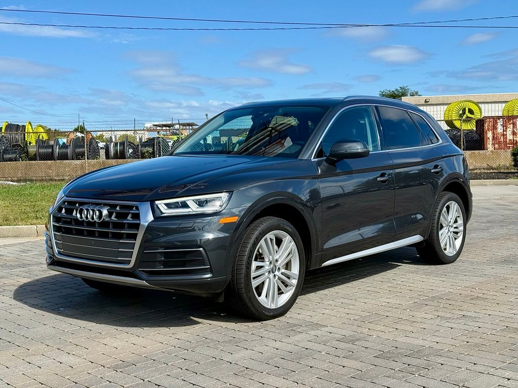 2019 Audi Q5 2.0T Premium Plus photo 2