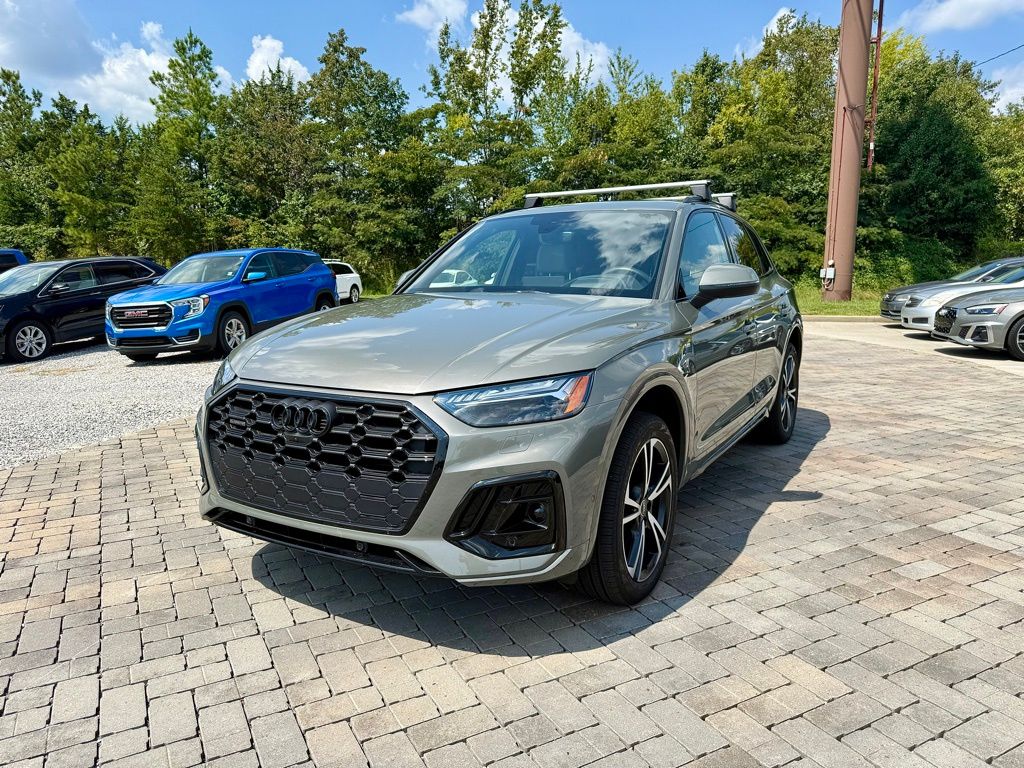 2025 Audi Q5 45 S line Prestige Premium photo 2